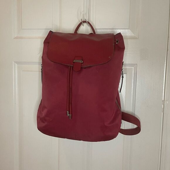 LIPAULT Red Wine NYLON Laptop large Backpack Bag faux leather flop top closure - Picture 1 of 16